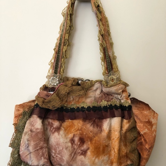 Buckle Hand bag - Picture 2 of 3